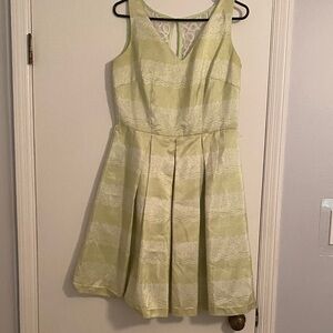 Julian Taylor Sleeveless Light Green Dress